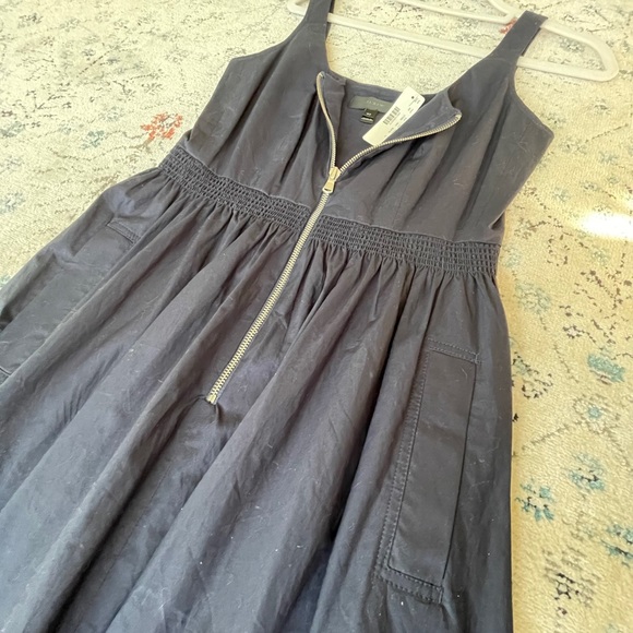 🌸8. Jcrew 4 tall navy dress
Cotton - Picture 8 of 11